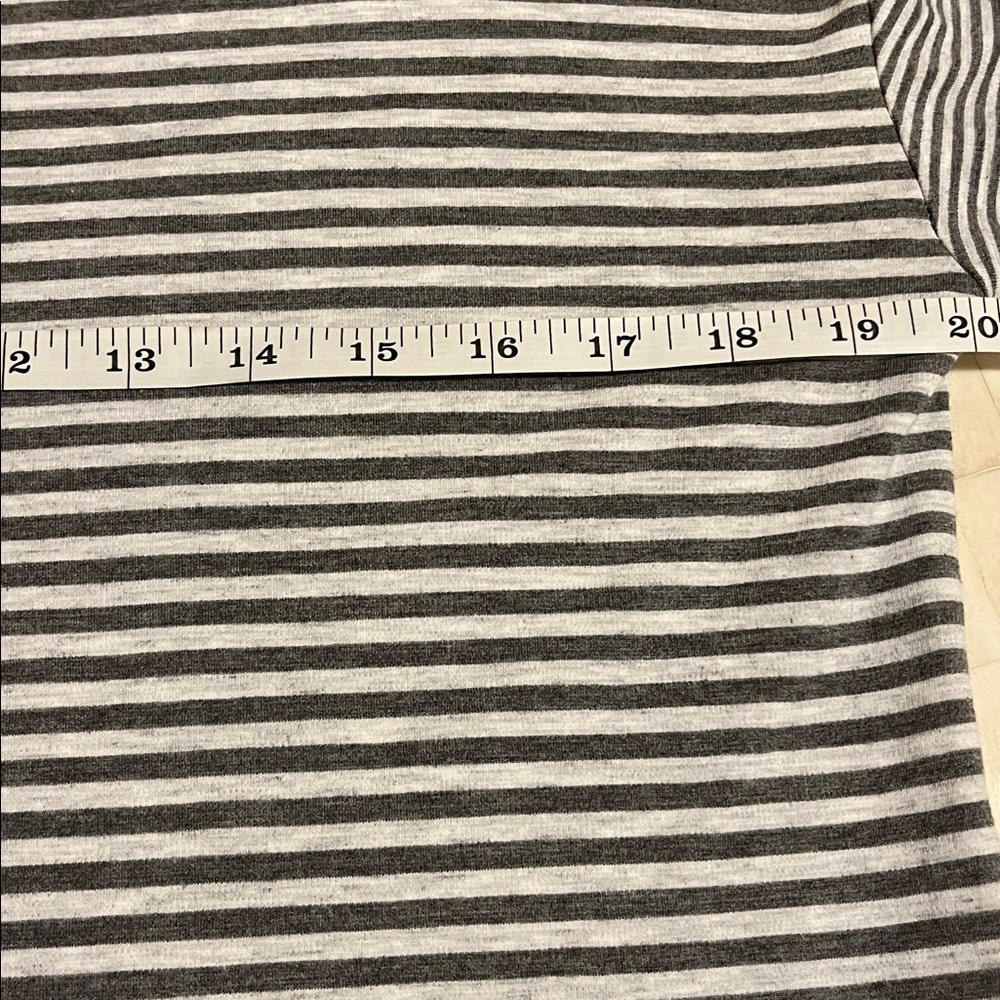 J. Jill Classic Gray and White Long Sleeve Striped Midi Dress size Small - Picture 8 of 9